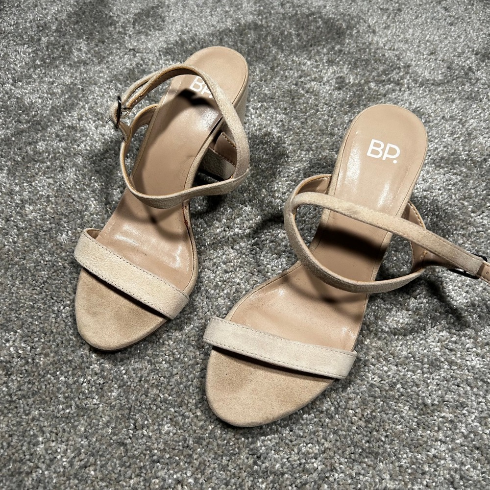 BP. Tan Faux Suede Two Strap Block Heel Sandals Womens 7M Adjustable Ankle Strap
